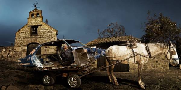 Photograph Niels Van Iperen Chatarrero on One Eyeland